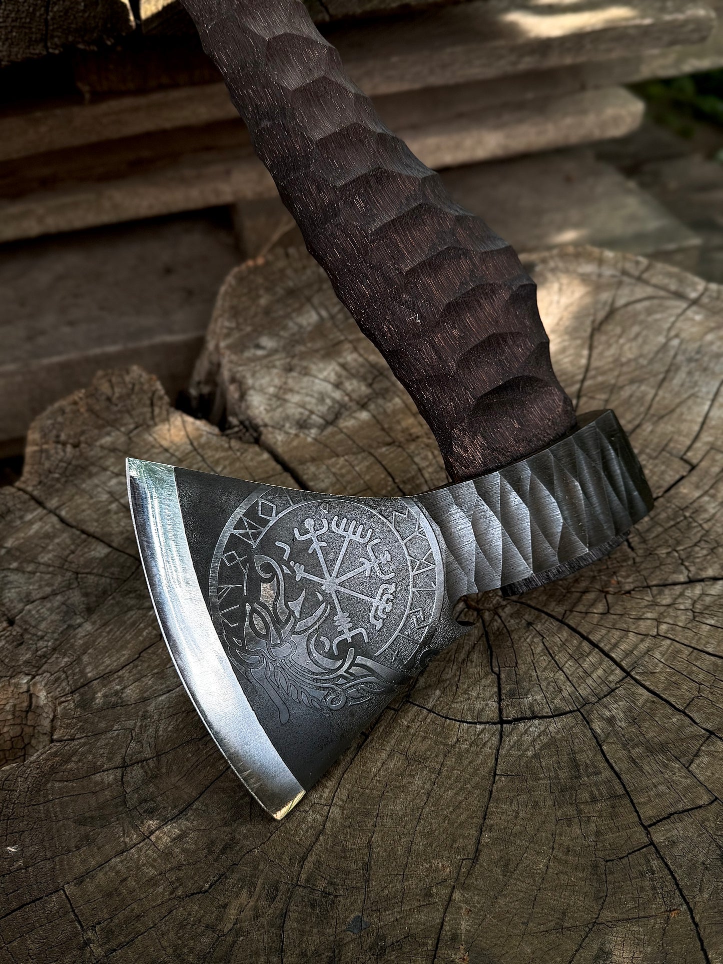 Hand-Forged Axe Vegvisir U8GA Steel Gorillas BBQ TR10