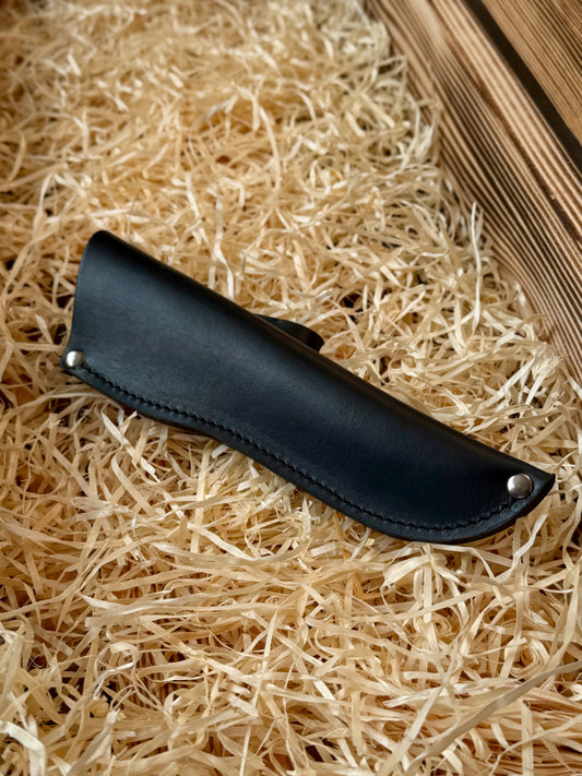 Premium Leather Knife Sheath – Secure Carry, Built for Any Adventure