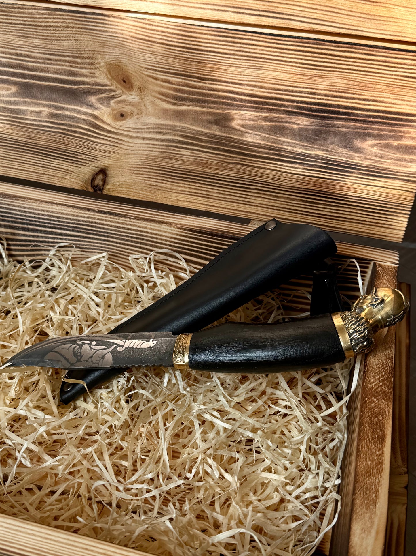 Hetman SIRKO Gorillas BBQ Knife with Etched Blade, 50Cr14MoV Steel