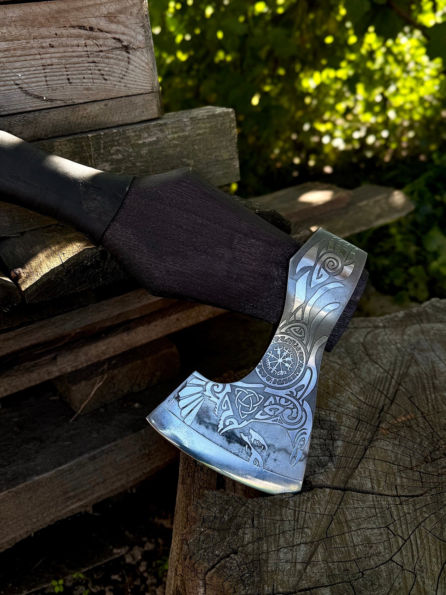 Scandinavian Odin’s Raven Axe – U8 Steel, Gorillas BBQ TR48