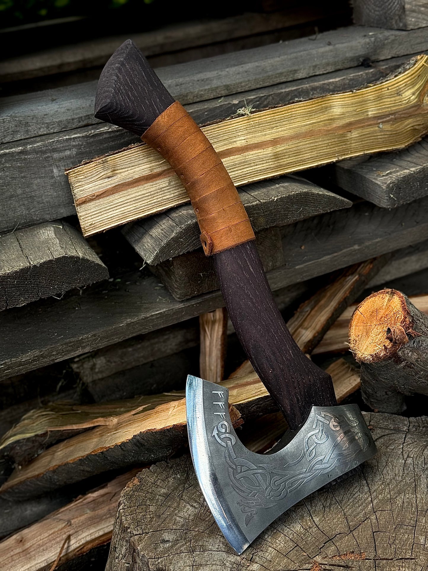 Handmade Scandinavian Axe Harald – Gorillas BBQ TR52
