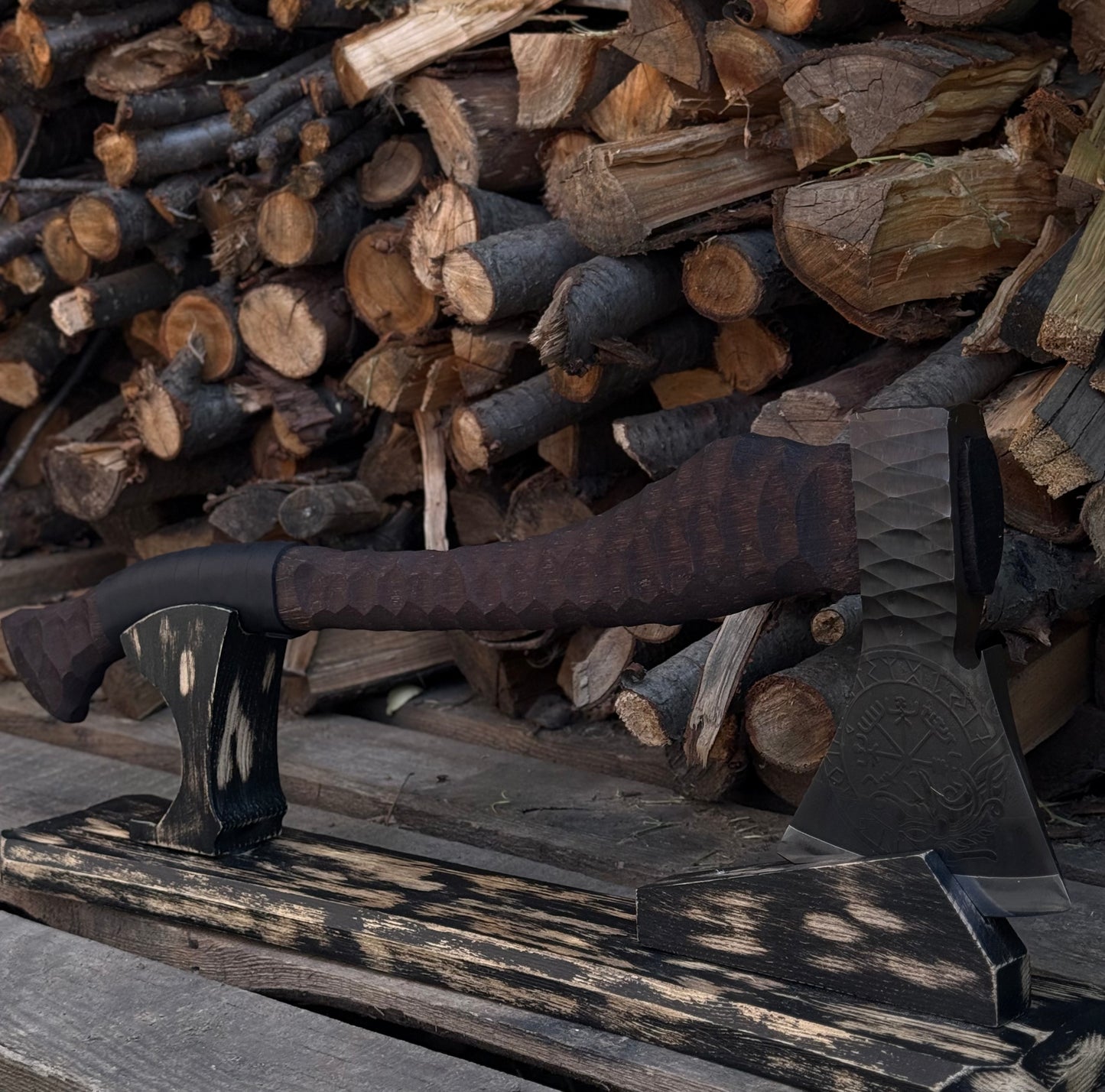 Hand-Forged Axe Vegvisir U8GA Steel Gorillas BBQ TR10