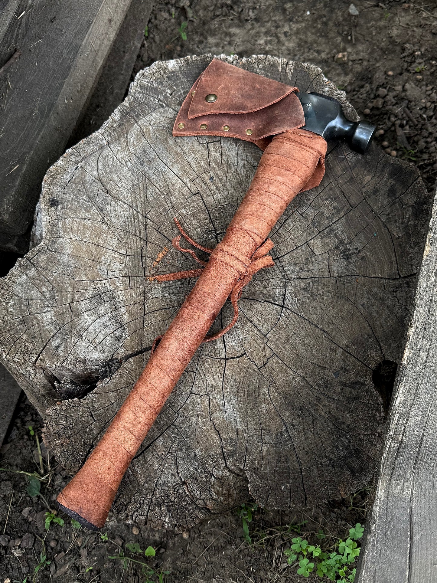 Handmade Tomahawk Axe – U8 Steel Gorillas BBQ TR22